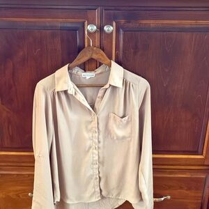 Tan blouse - medium.  PLEIONE